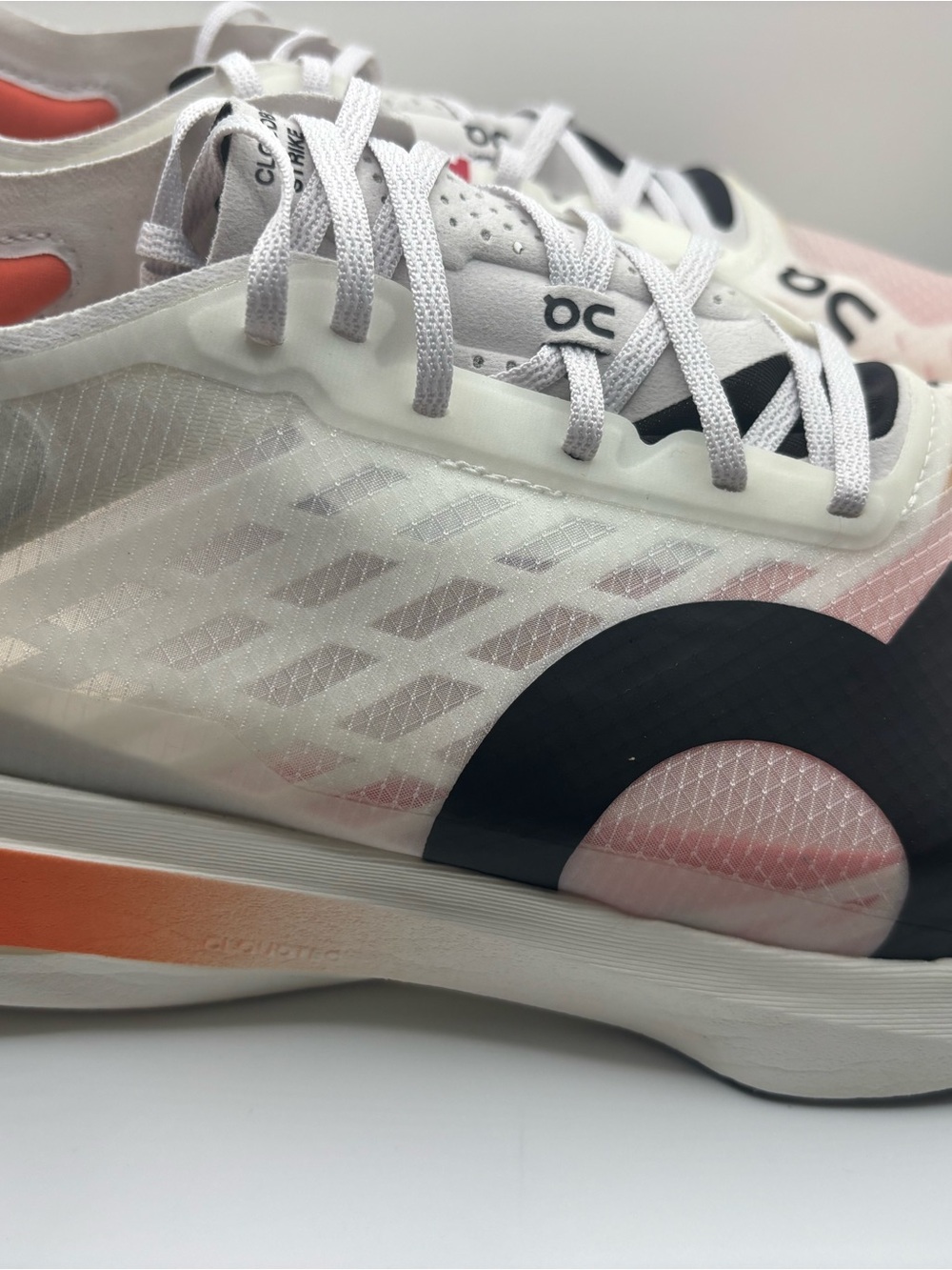 On Running Women's White, Pink & Black Cloud Runner